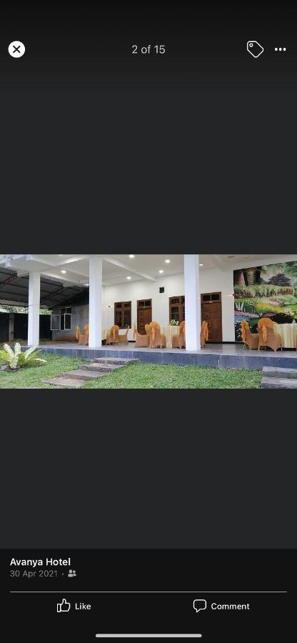 Avanya Hotel And Reception Hall Angunakolapelessa Exterior foto